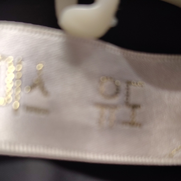 Stylish Black Trench Coat for Women - Picture 5 of 5